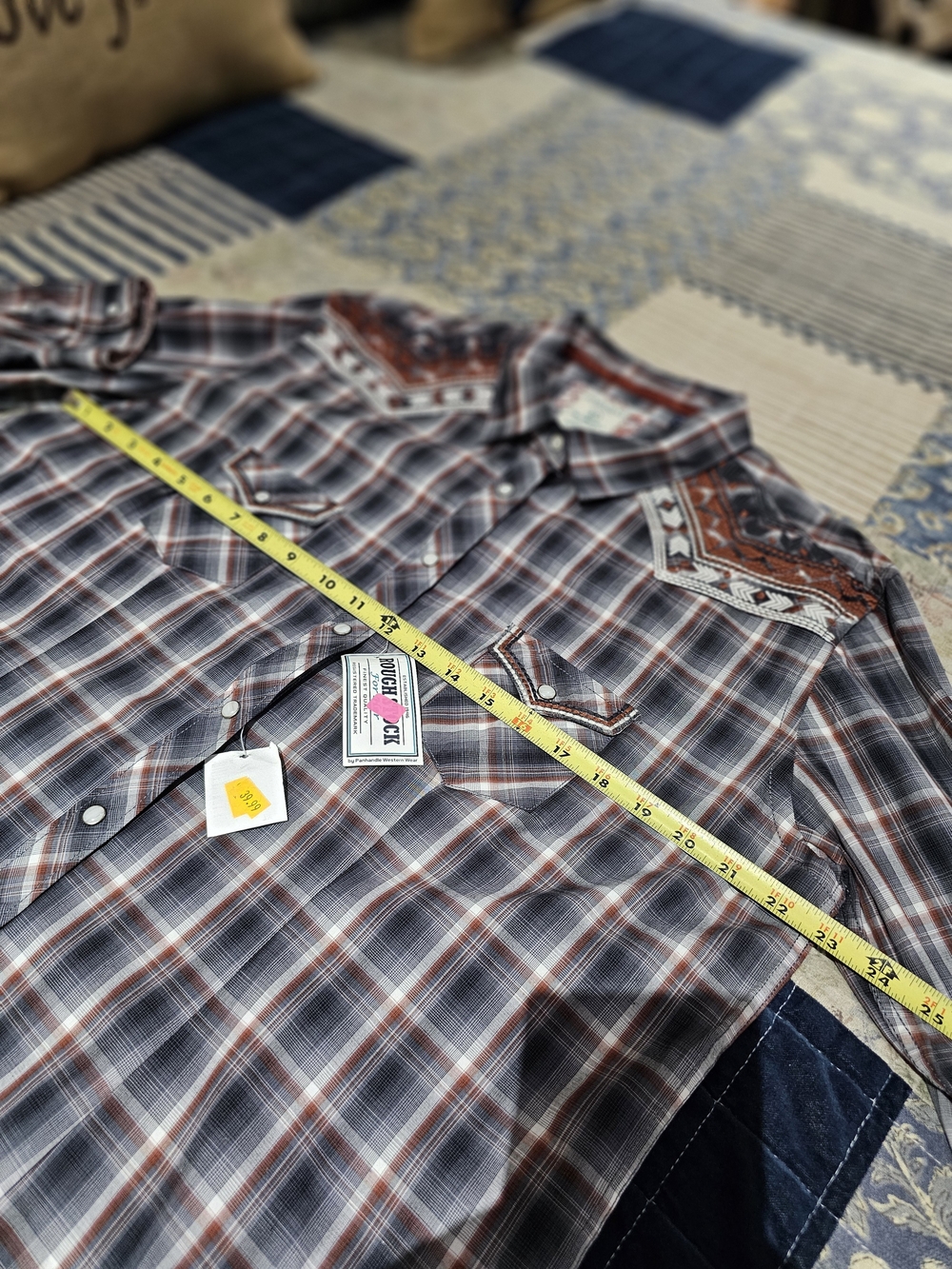 Womens Plaid Western-Style Pearl Snap Front Blouse With Embrodiery - Picture 7 of 8